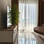 Апартаменты Qoople Excellence By The Sea
