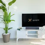 Qoople Excellence By The Sea *