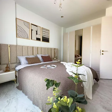 Qoople Excellence By The Sea Апартаменты *