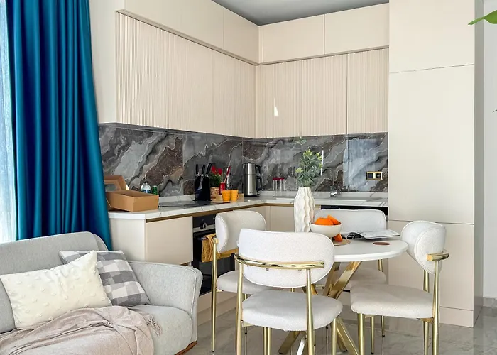 Qoople Excellence By The Sea Apartman *