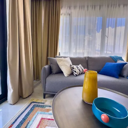 Excellence By The Sea Apartment