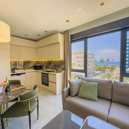 Excellence By The Sea Apartment Alanya